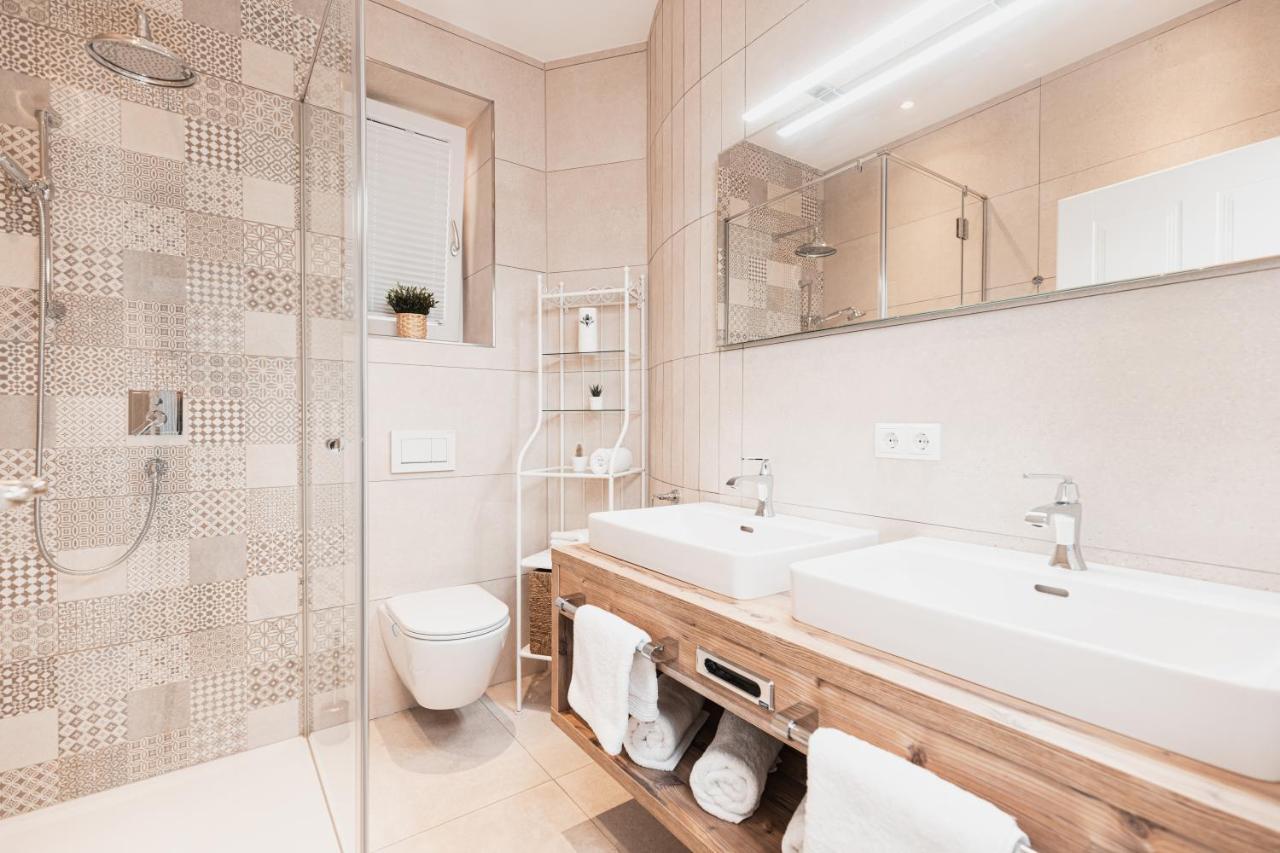 Center-apartment - Im Stadtzentrum In Perfekter Lage & Balkon Appartement Innsbruck